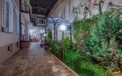 Garsoniera la pensiune in Centrul Istoric - foto 11