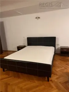 Garsoniera la pensiune in Centrul Istoric - foto 3