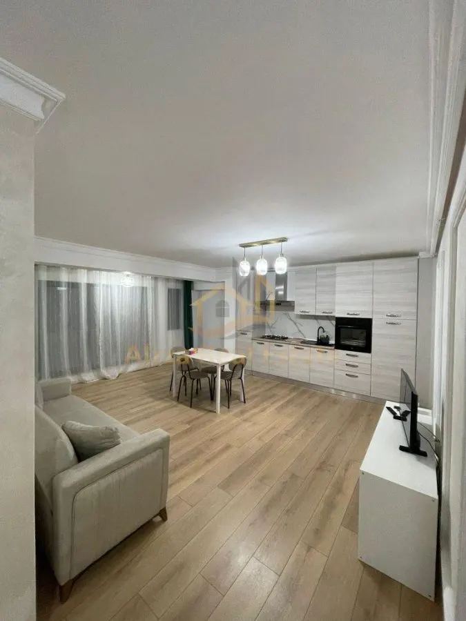 ALZZA REAL ESTATE â€“ Apartament 2 camere de inchiriat, zona Vivo - foto 1