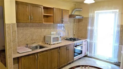 ALZZA REAL ESTATE â€“ Apartament 2 camere de inchiriat, decomandat, 48 mp - Cluj-Napoca