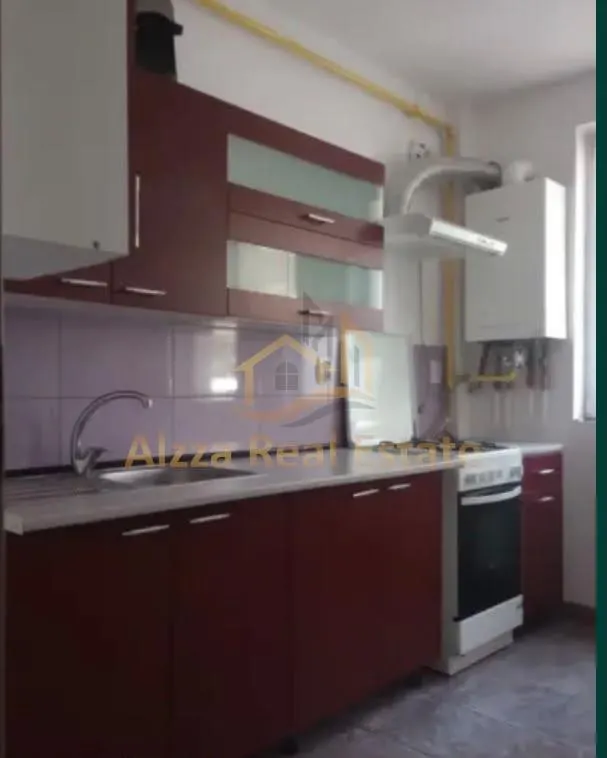 ALZZA REAL ESTATE--Va propunem spre inchiriere apartament cu camere, , confort , situat in cartierul , intr-un imobil construit in anul 2017 , disponi - foto 1