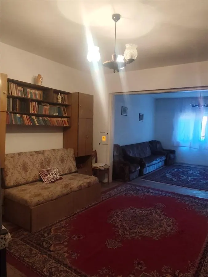 Vanzare casa in Scaeni - foto 6