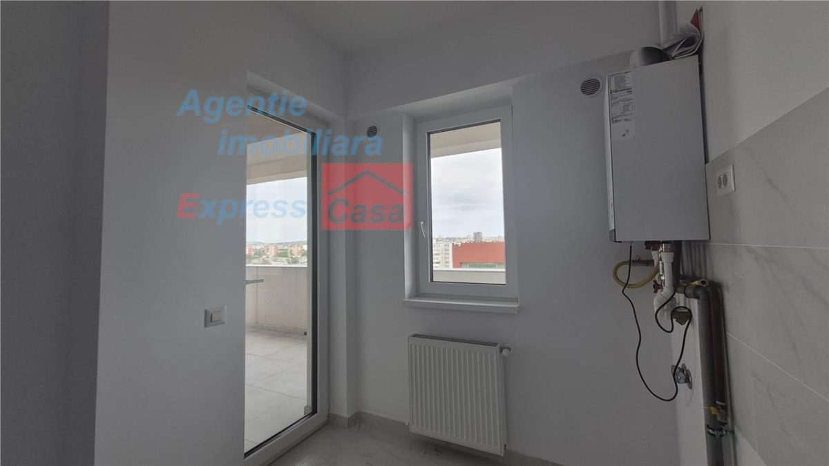Revanzare, fara TVA: Apartament 3 camere, bloc nou, zona semicentrala - foto 11
