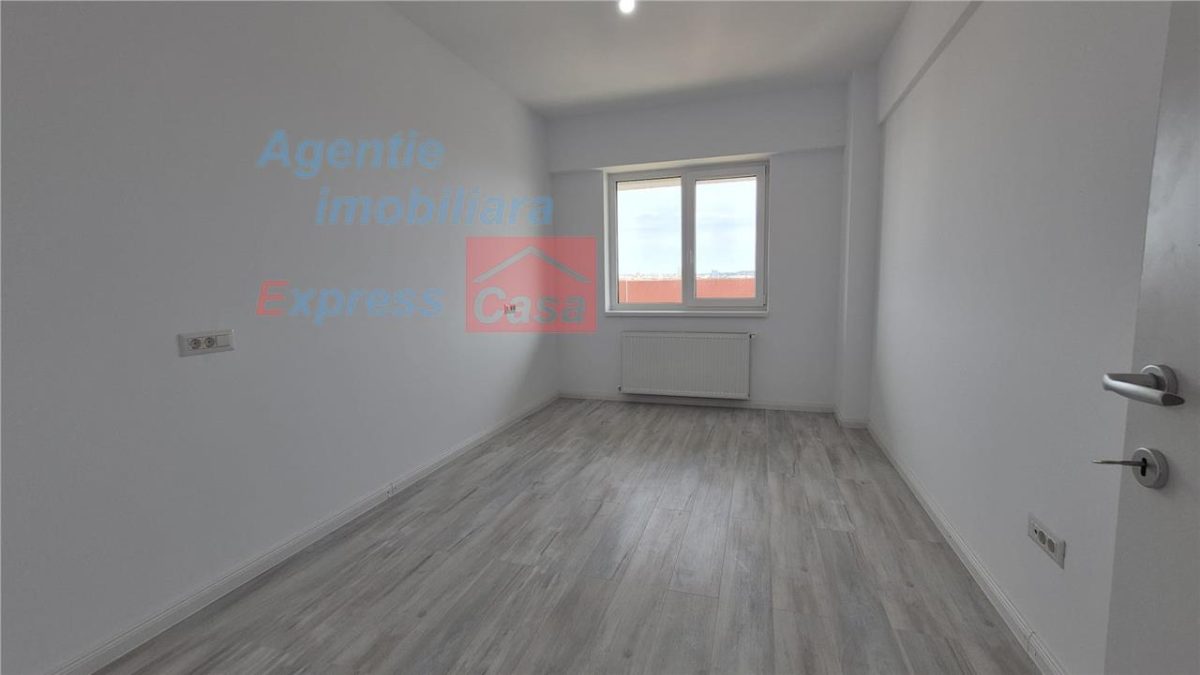 Revanzare, fara TVA: Apartament 3 camere, bloc nou, zona semicentrala - foto 18