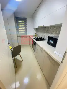 Revanzare, fara TVA: Apartament 3 camere, bloc nou, zona semicentrala - foto 6