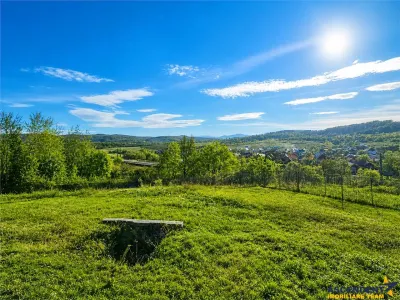 Casa noua Persani, 2022, panorama, design elegant, echipata, 1.532 mp teren - foto 9