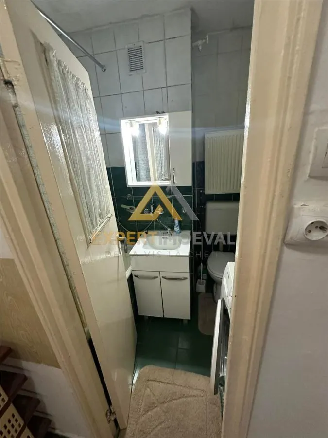 Vand apartament George Enescu,  31mp, etaj 4/4 pret mic 37.000 euro - foto 5