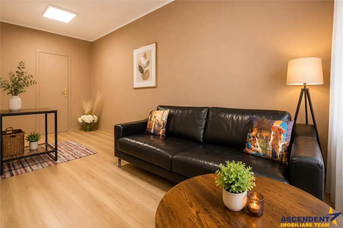 3D! Proprietate birou, cabinet, servicii,  rezidential, Central,Brasov - foto 1
