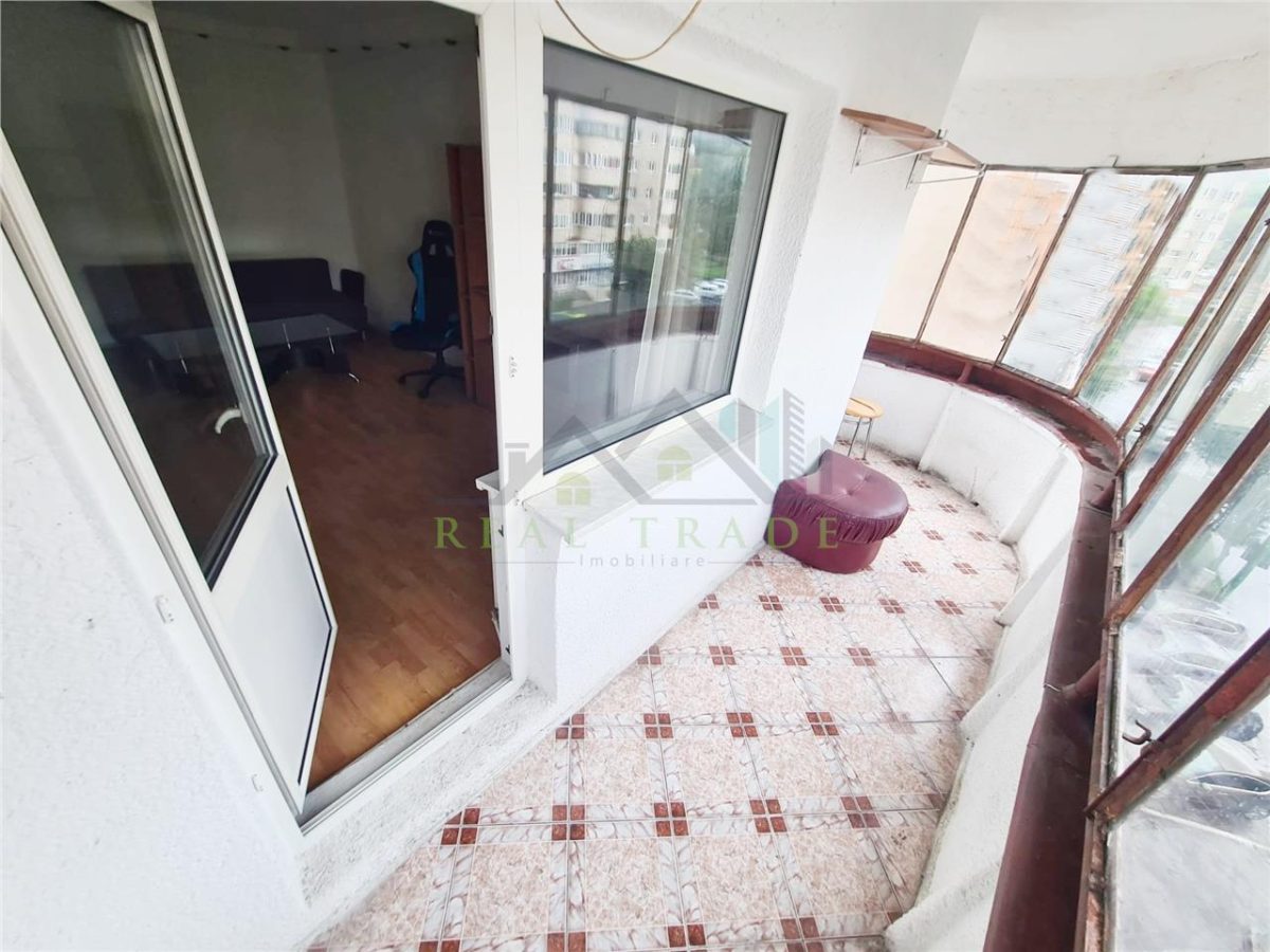 Apartament 2 camere decomandat, etaj intermediar Centrul Civic- str. Toamnei - foto 10