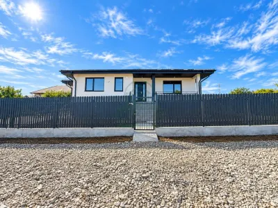 Casa 3 camere Tomesti Iasi + 650 mp teren - foto 18