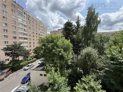Apartament de vanzare 3 camere etaj 3/ 4, Astra, Brasov - foto 2