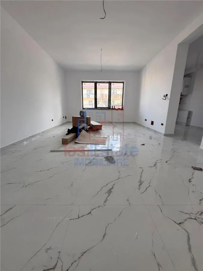 Zona capat CUG apartament 4 camere - foto 13