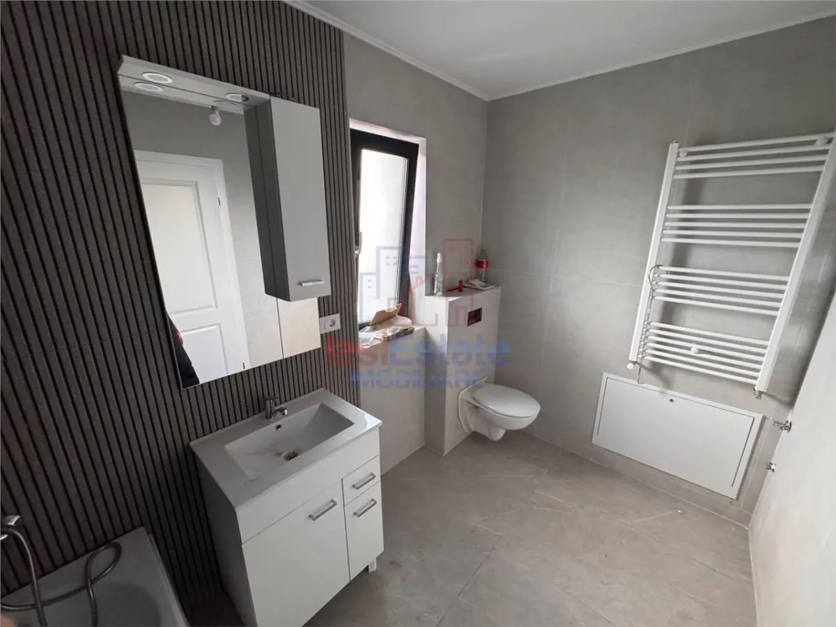 Zona capat CUG apartament 4 camere - foto 10