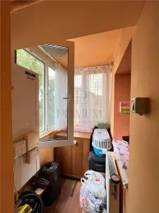 Lipovei - 2 Camere - Etaj 2 - Centrala proprie - Bloc izolat - Decomandat - foto 4