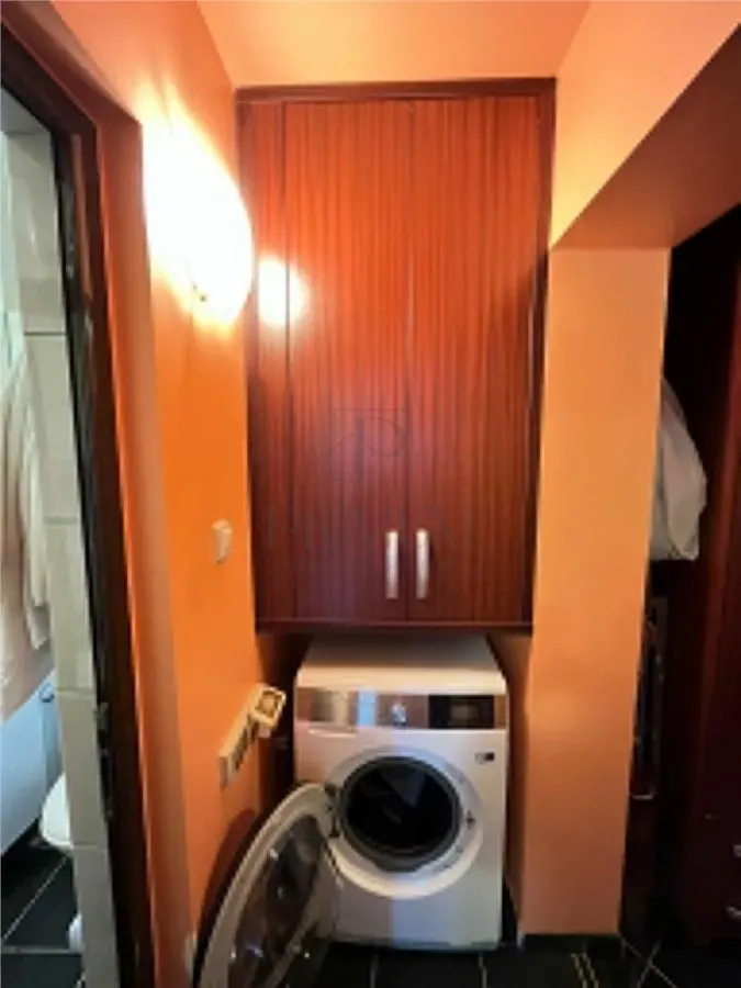 Lipovei - 2 Camere - Etaj 2 - Centrala proprie - Bloc izolat - Decomandat - foto 9