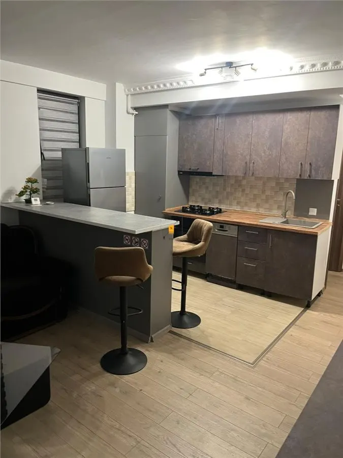 Apartament 3  camere zona Republicii - foto 4