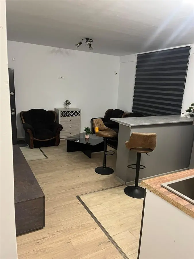 Apartament 3  camere zona Republicii - foto 6