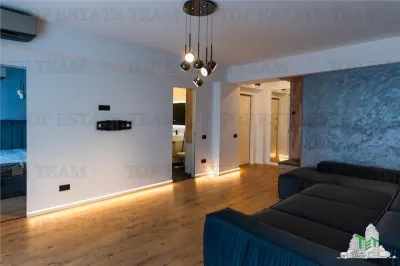 Vanzare imediata. Acte complete. Apartament deosebit 3 camere etaj 9 vedere la lac - foto 4