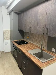 Inchiriere apartament  3 camere zona  Republicii - foto 8