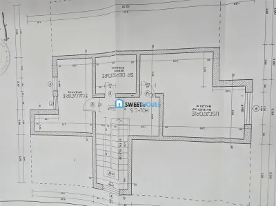 Oportunitate de investitie  2 case  in aceeasi curte Fagaras Zona Centrala - foto 13