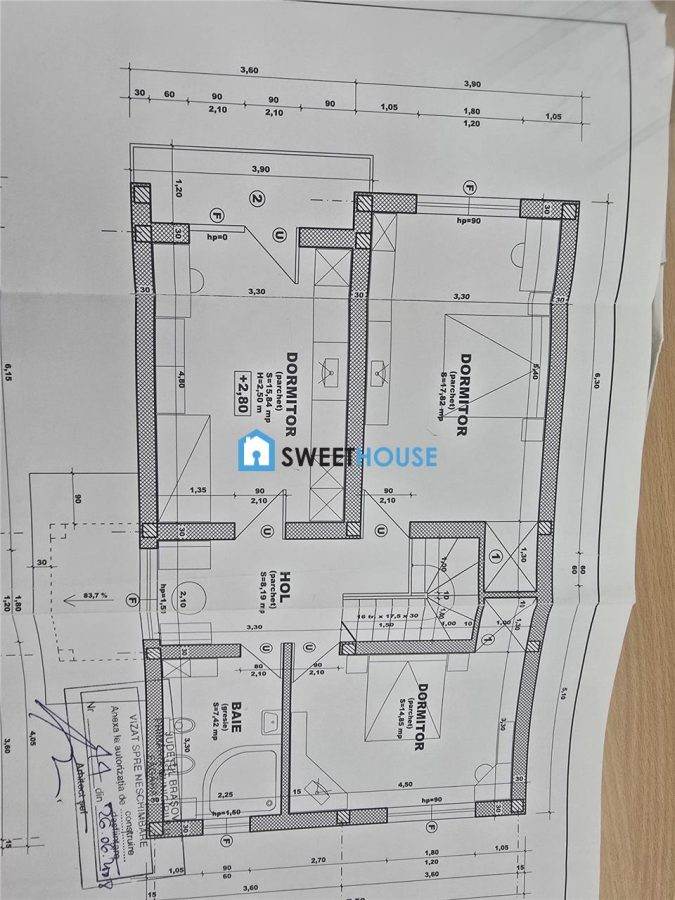 Oportunitate de investitie  2 case  in aceeasi curte Fagaras Zona Centrala - foto 20