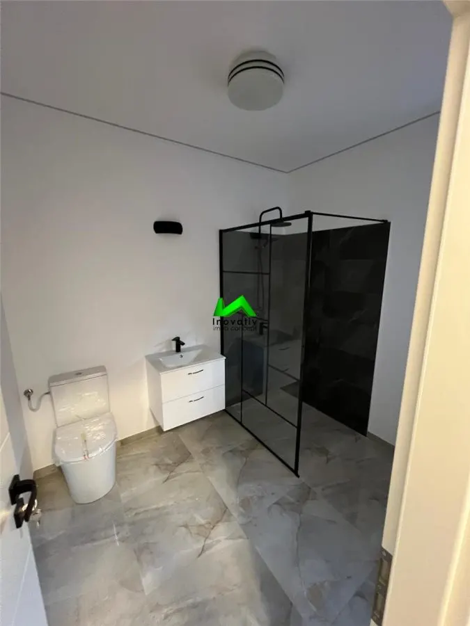 casa de inchiriat 5 camere Sibiu Zona LUPTEI - foto 4