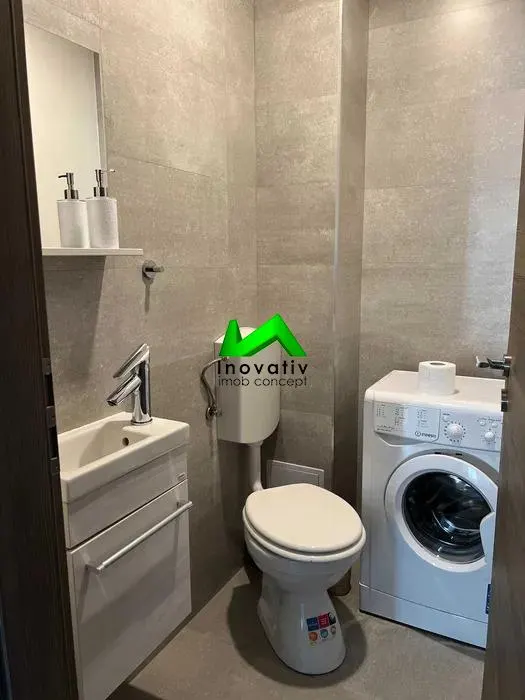 Apartament de inchiriat 3 camere 2 bai Sibiu Central - foto 7