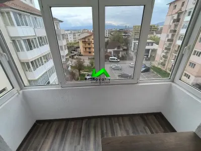 Apartament 4 camere decomandat Sibiu Vasile Aaron - foto 8