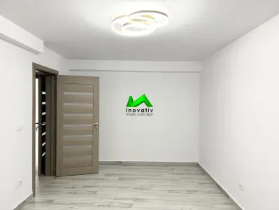 Apartament de vanzare 3 camere decomandat Sibiu Rahovei - Sibiu
