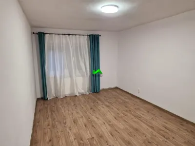 Apartament 3 camere de vanzare 2 bai Sibiu Terezian - foto 4