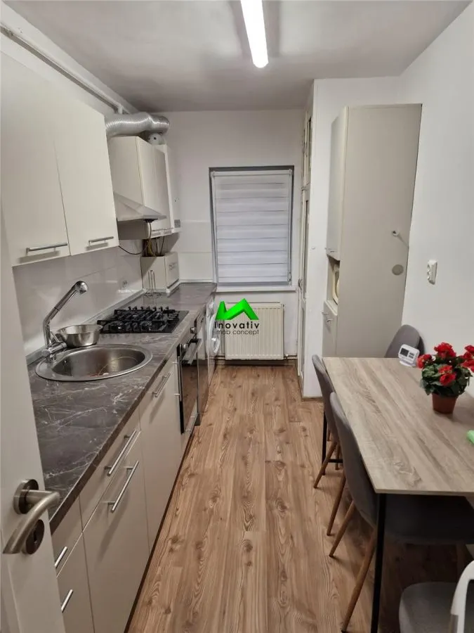 Apartament 3 camere de vanzare 2 bai Sibiu Terezian - foto 5