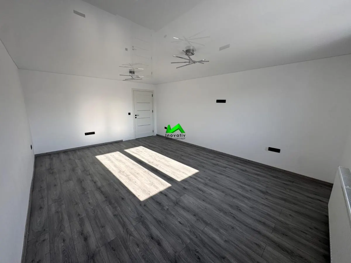 Casa 4 camere + mansarda de inchiriat Sura Mare Sibiu - foto 4