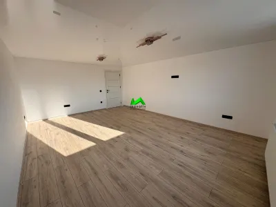 Casa 4 camere + mansarda de inchiriat Sura Mare Sibiu - foto 5