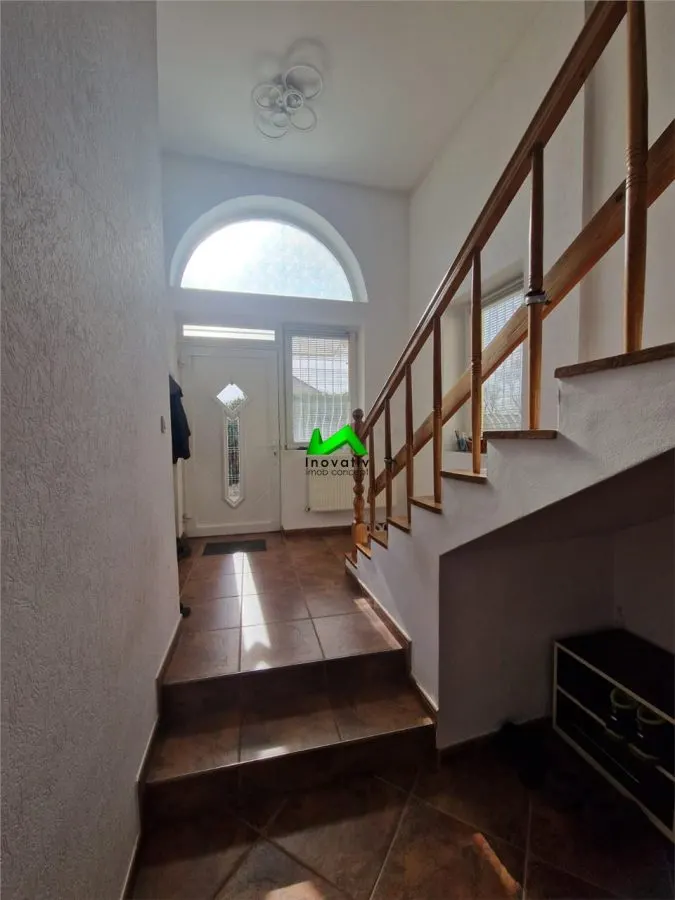 Casa de vanzare 6 camere Sibiu Sura Mica - foto 7