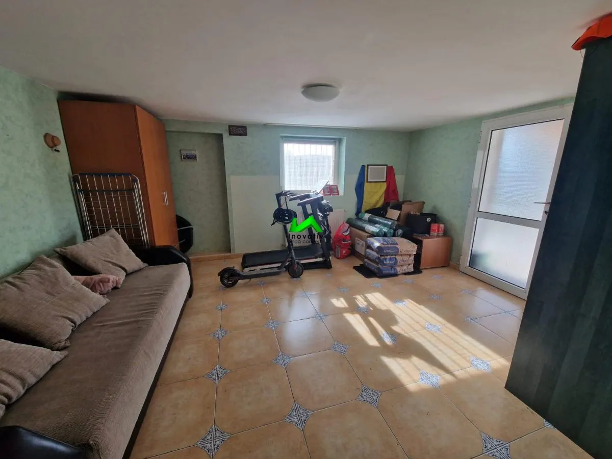 Casa de vanzare 6 camere Sibiu Sura Mica - foto 10