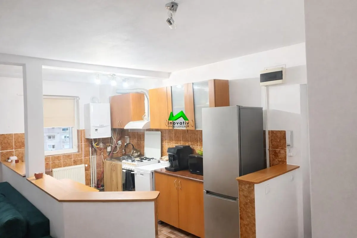 Apartament de vanzare 3 camere Sibiu Terezian - foto 1