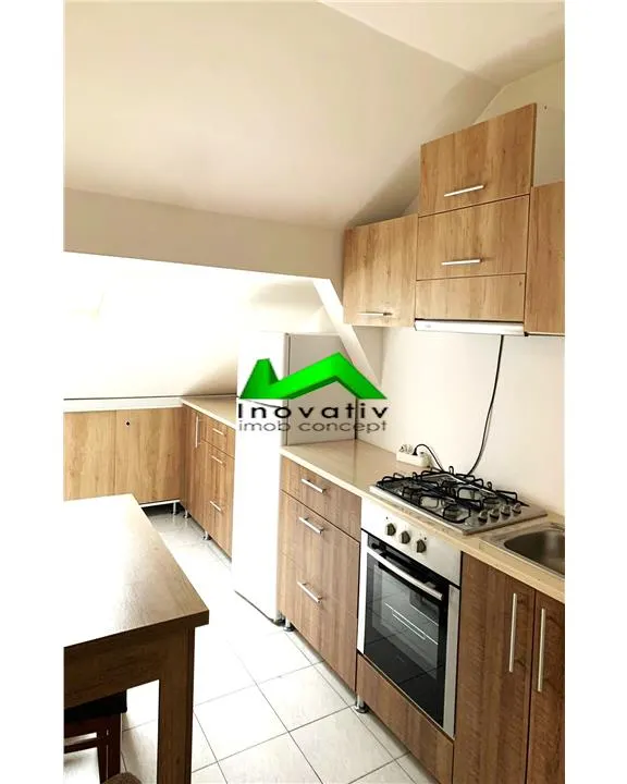Apartament de inchiriat 3 camere 2 bai Sibiu Strand - foto 2