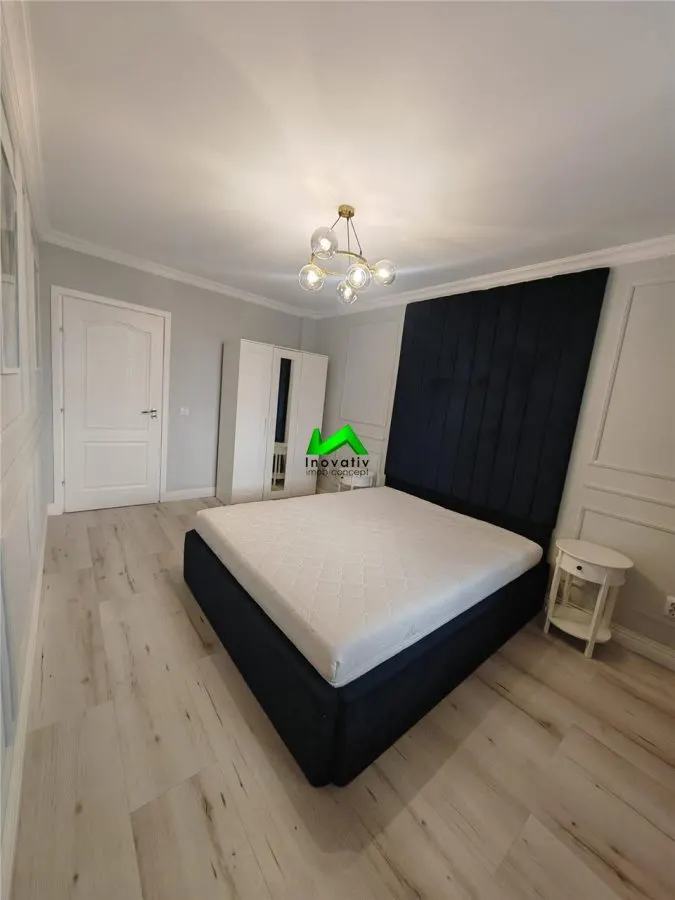 Apartament de vanzare 2 camere Sibiu Central Piata Cibin - foto 9