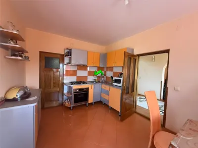 Casa de vanzare 4 camere garaj teren Micesti Alba - foto 7