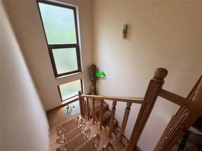 Casa de vanzare 4 camere garaj teren Micesti Alba - foto 9