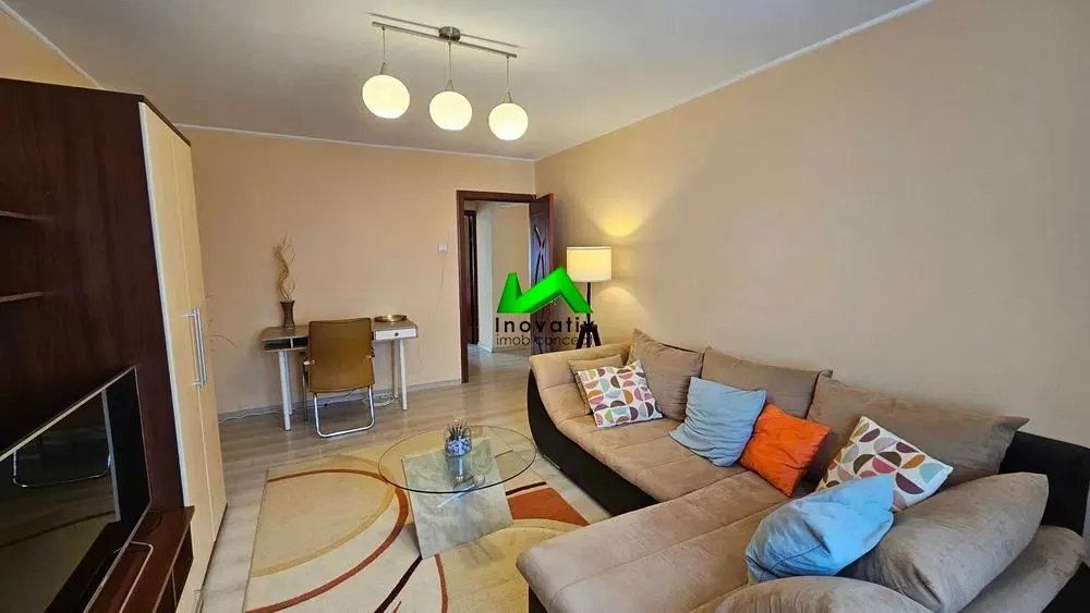 Apartament 2 camere decomandat de inchiriat Sibiu Strand - foto 2