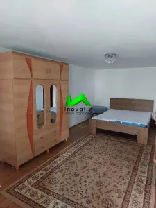 Casa individuala de inchiriat 4 camere Sibiu Vasile Aaron - foto 2
