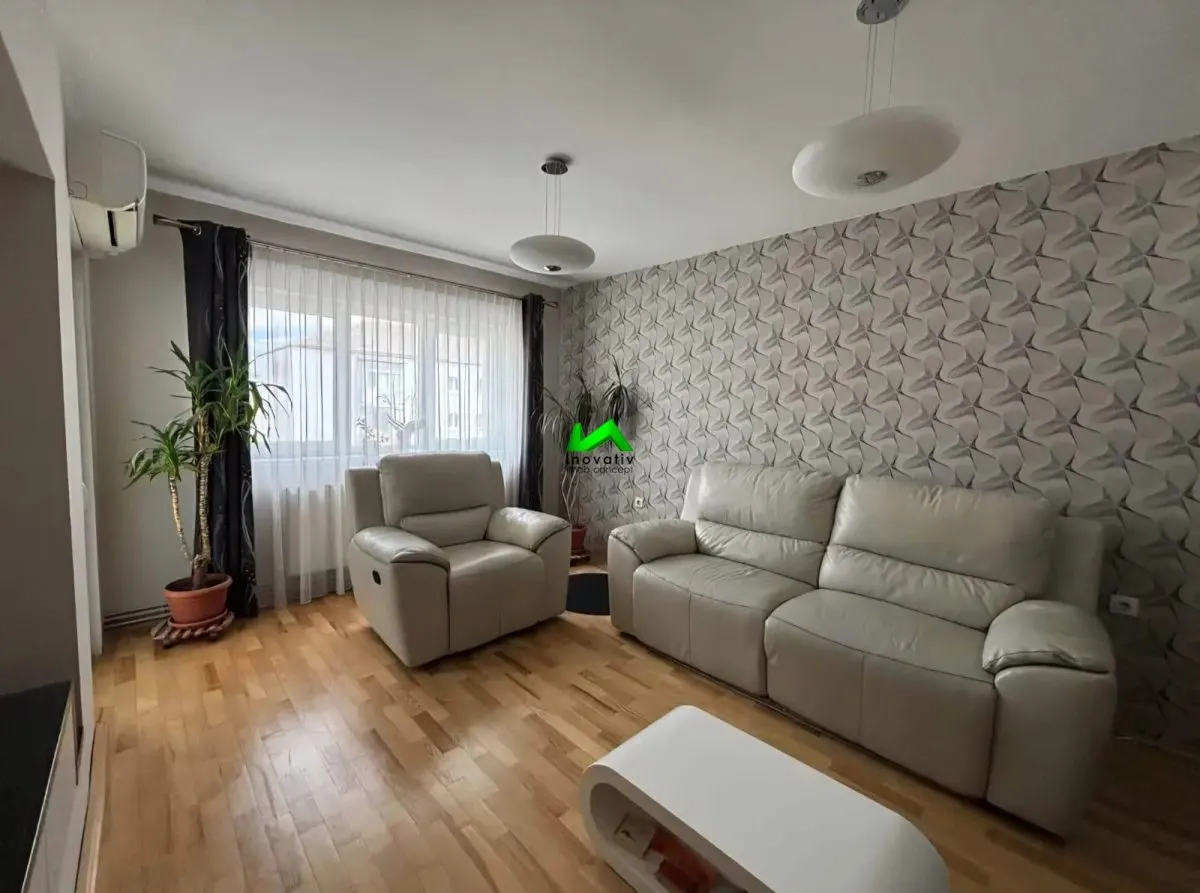 Apartament de inchiriat 3 camere decomandate Sibiu Hipodrom 3 - foto 1