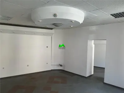 Spatiu comercial vitrina Sibiu Central Podul Minciunilor - Sibiu