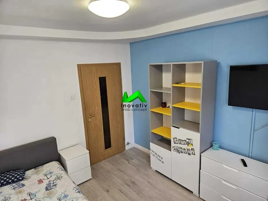 Apartament 3 camere decomandat Sibiu Vasile Aaron - foto 3