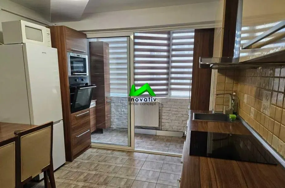 Apartament 3 camere decomandat Sibiu Vasile Aaron - foto 5