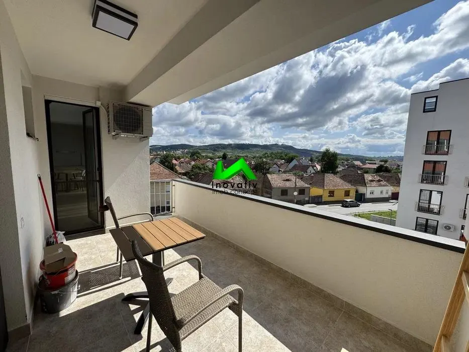 Apartament de inchiriat 3 camere 2 bai Sibiu Balanta - foto 8
