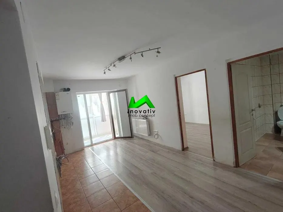 Apartament de vanzare 2 camere Sibiu Calea Cisnadiei - foto 1