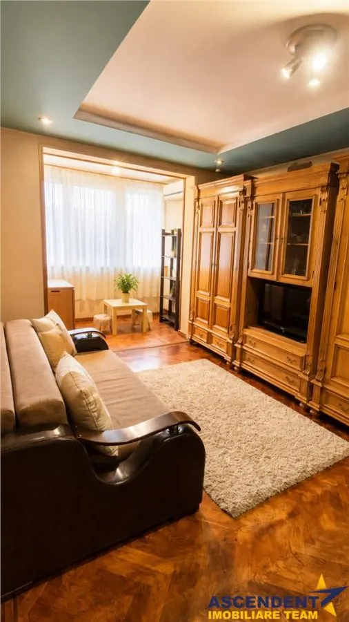 Etaj1, structura pe 62mp utili, design apreciabil, beci, 2 locuri parcare, Semicentral, Brasov - foto 1