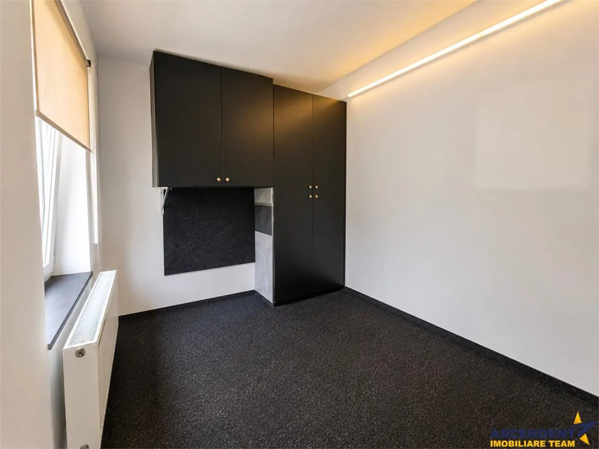 Casa cu teren 413 mp, Florilor, Brasov, 7 incaperi, potential business - foto 4